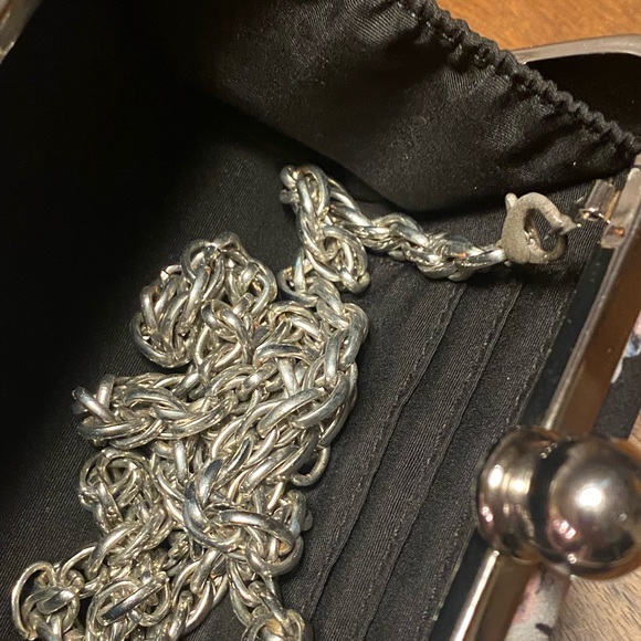 White House Black Market Floral Print Clutch - Picture 7 of 8